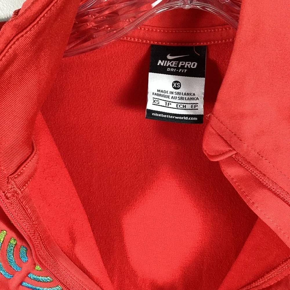 Nike Pro Dri-Fit Athletic Long Sleeve 1/4 Zip Top Red Women’s XS‎ Heart Running